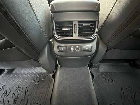 Used 2025 Subaru Outback Wilderness AWD/4WD image 39