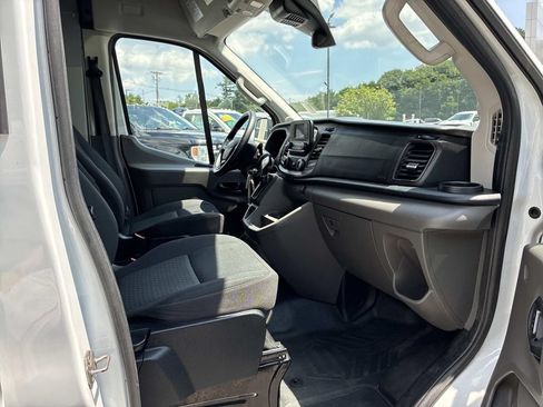 Used 2023 Ford Transit 250 Medium Roof AWD image 9