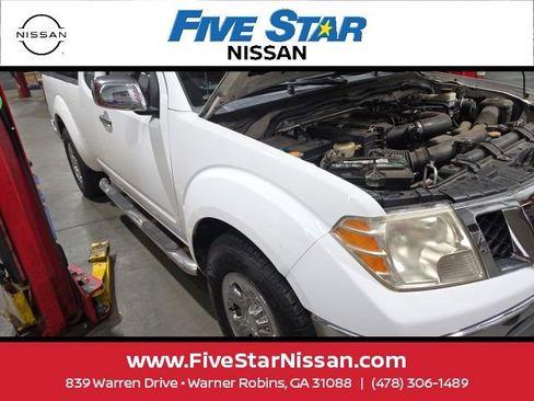 Used 2010 Nissan Frontier SE w/ Power Pkg RWD image 3