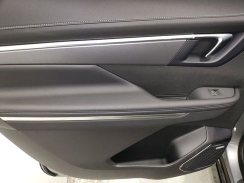 Used 2025 Buick Enclave Sport Touring w/ LPO, Floor Liner Package FWD image 28