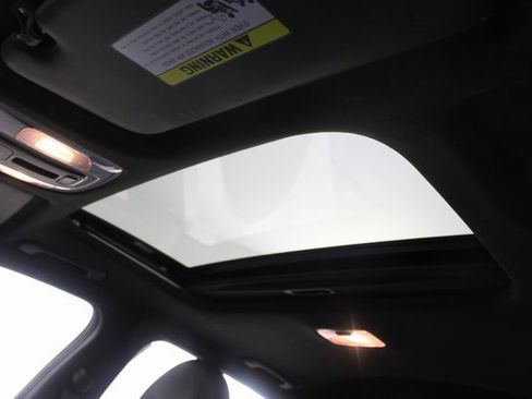 Used 2023 Hyundai Elantra N Line image 11