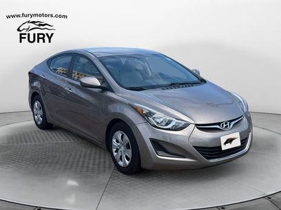 Used 2016 Hyundai Elantra SE