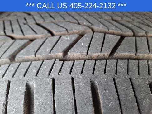 Used 2023 Chevrolet Traverse Premier w/ Redline Edition image 16