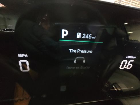 Used 2025 Kia K4 LXS image 23