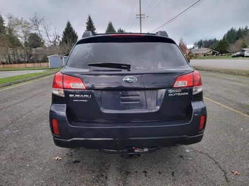 Used 2013 Subaru Outback 2.5i Premium w/ All-Weather Pkg image 6