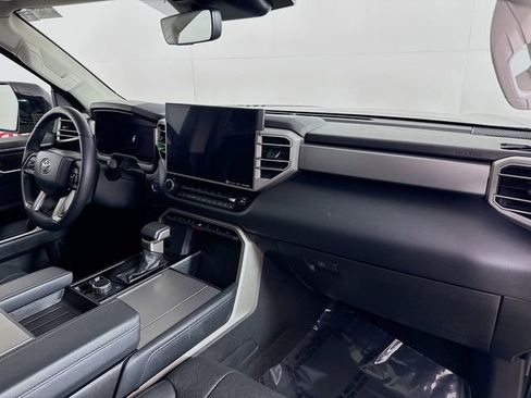 Used 2023 Toyota Sequoia Limited image 31