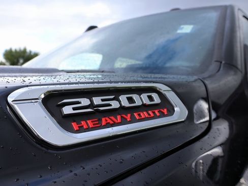 Used 2025 RAM 2500 Laramie image 9