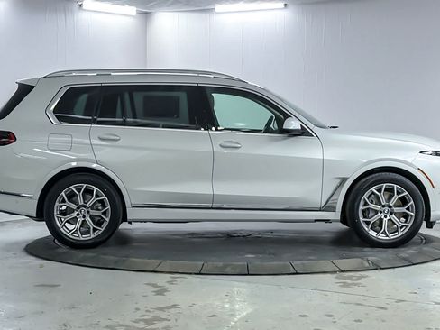 Used 2026 BMW X7 xDrive40i AWD/4WD image 8