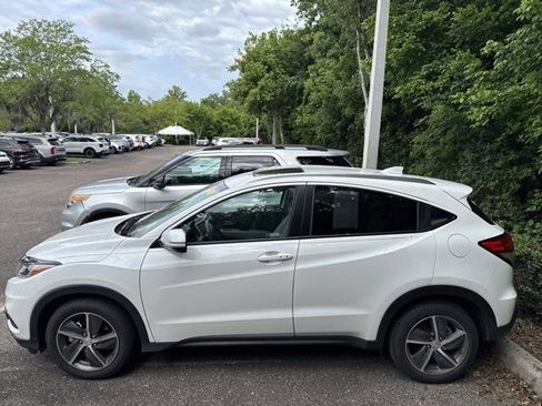 Used 2022 Honda HR-V EX image 4