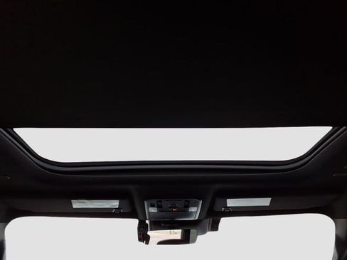 Used 2023 Toyota Sequoia Platinum image 37