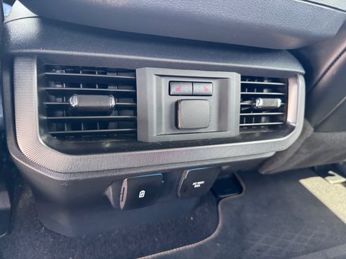 Used 2022 Ford F150 Platinum w/ Equipment Group 701A High AWD/4WD image 10