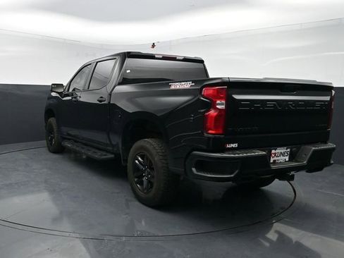 Used 2021 Chevrolet Silverado 1500 Custom Trail Boss w/ Midnight Edition AWD/4WD image 7