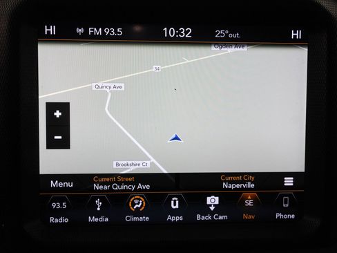 Used 2018 Jeep Wrangler Unlimited Sahara w/ Uconnect 4C Nav & Sound Group image 26