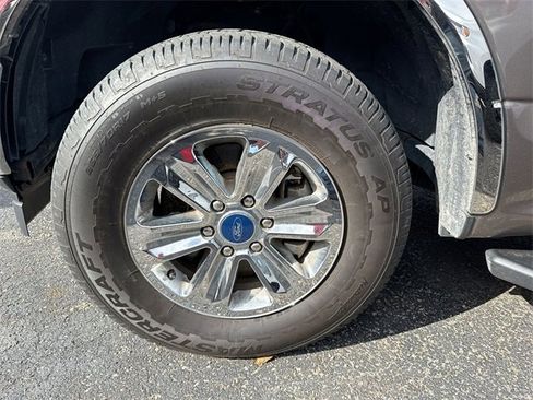 Used 2019 Ford F150 XLT image 8