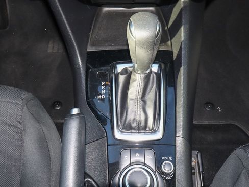 Used 2016 MAZDA MAZDA3 i Sport image 20