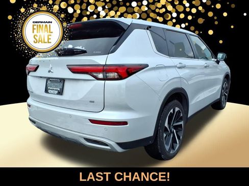 Used 2024 Mitsubishi Outlander SE image 5