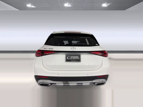 Certified 2026 Mercedes-Benz GLC 300 image 10