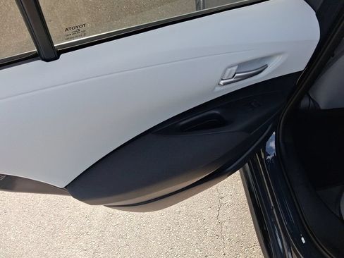 Used 2026 Toyota Corolla SE FWD image 11