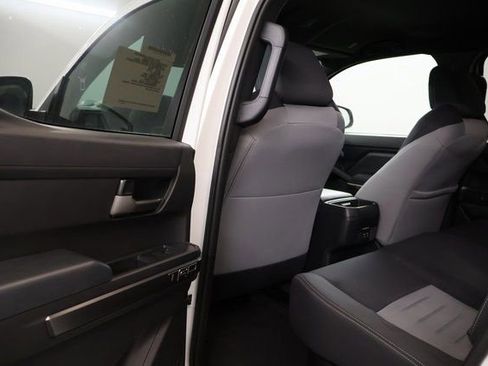 New 2025 Toyota Tacoma TRD Sport image 25