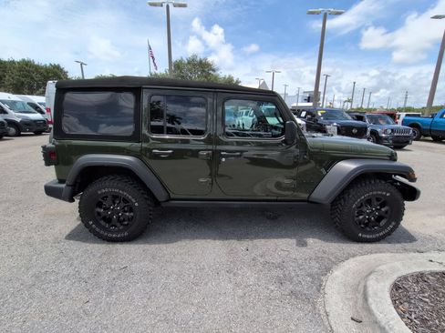 Used 2021 Jeep Wrangler Unlimited Sport AWD/4WD image 4