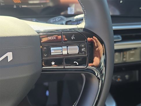 New 2026 Kia Sorento LX image 33