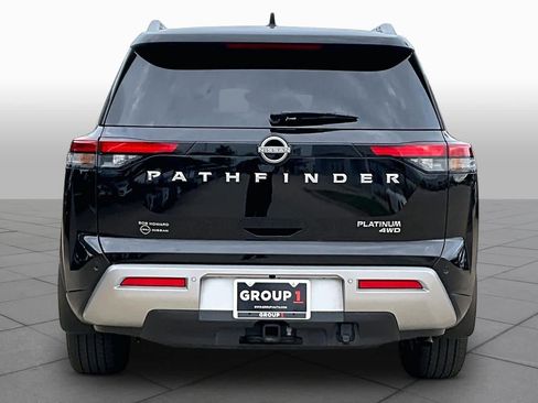 Certified 2025 Nissan Pathfinder Platinum w/ Cargo Package AWD/4WD image 5