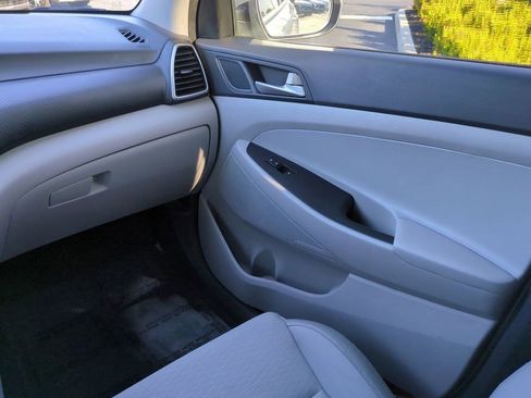 Used 2020 Hyundai Tucson SEL image 17