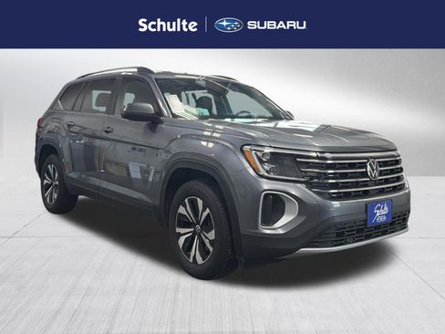 Used 2025 Volkswagen Atlas SE AWD/4WD image 1