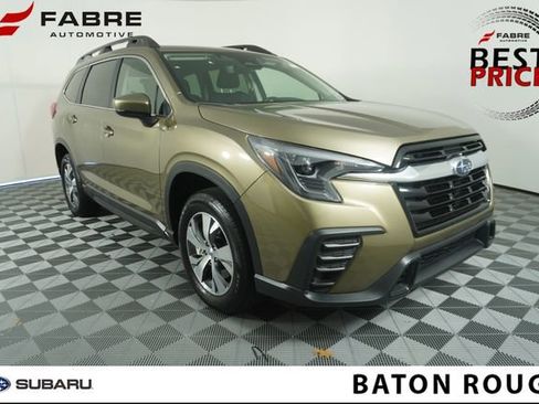 Certified 2025 Subaru Ascent Premium AWD/4WD image 1