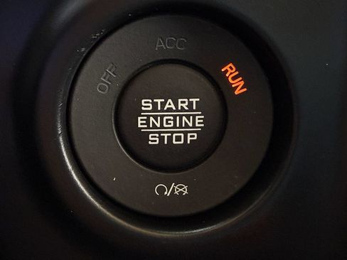 Used 2023 Jeep Wrangler Unlimited Sahara AWD/4WD image 23
