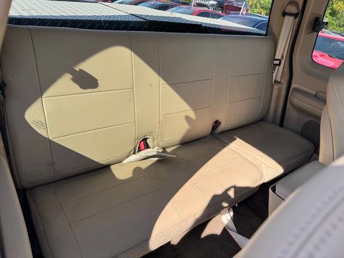 Used 2002 Ford F150 Lariat image 14