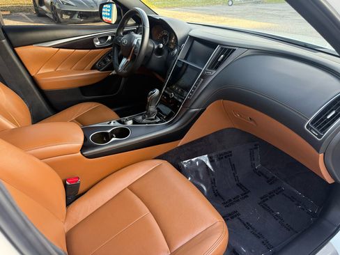 Used 2024 INFINITI Q50 Sensory image 17