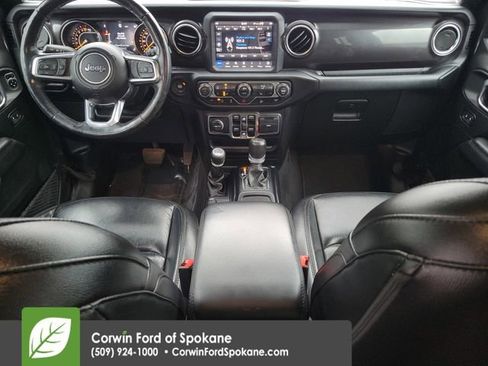 Used 2019 Jeep Wrangler Unlimited Sahara image 15