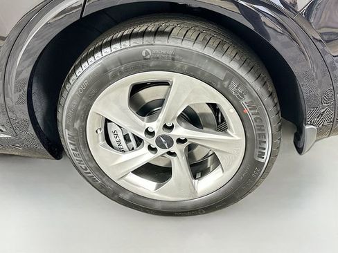 New 2026 Genesis GV70 2.5T Advanced image 23