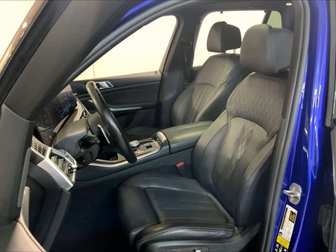 Used 2024 BMW X5 M60i image 8