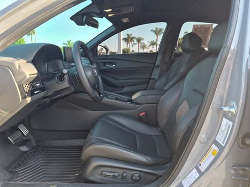 Used 2024 Honda Accord Sport image 16