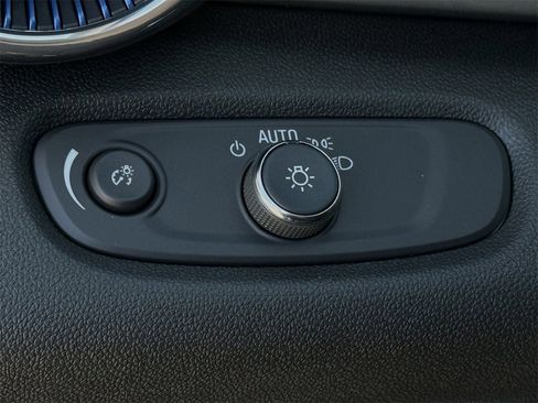 New 2026 Chevrolet Trax LT w/ Driver Confidence Package image 22