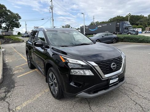 Certified 2023 Nissan Rogue SV w/ SV Premium B Package AWD/4WD image 2