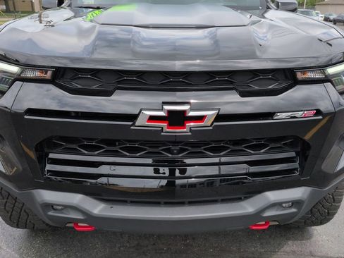 Used 2024 Chevrolet Colorado ZR2 w/ ZR2 Convenience Package III AWD/4WD image 11