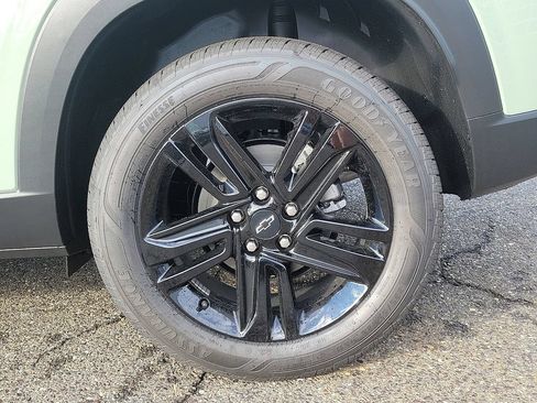 New 2026 Chevrolet Trax ACTIV w/ Driver Confidence Package FWD image 5
