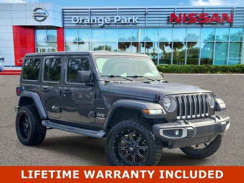 Used 2018 Jeep Wrangler Unlimited Sahara image 1