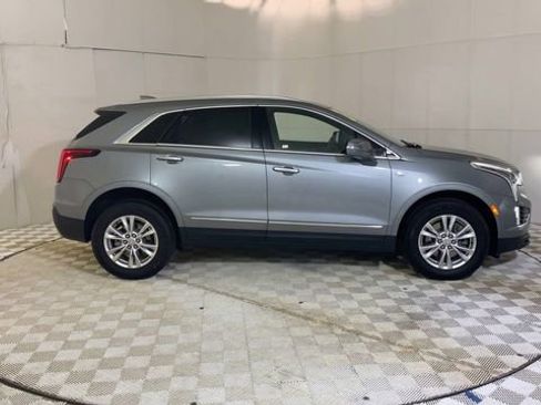 Used 2024 Cadillac XT5 Luxury w/ LPO, Floor Liner Package AWD/4WD image 4