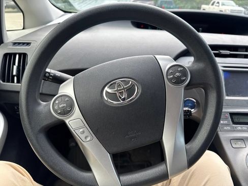 Used 2012 Toyota Prius Two FWD image 8