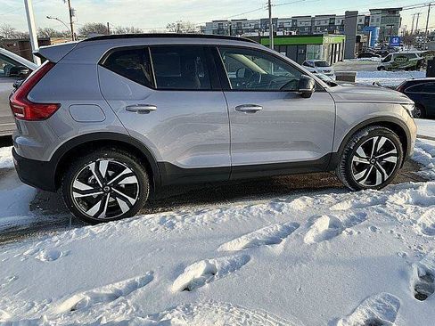 New 2026 Volvo XC40 B5 Ultra w/ Climate Package AWD/4WD image 7