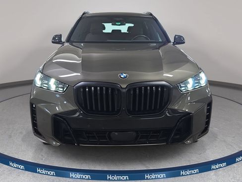 Used 2024 BMW X5 xDrive40i w/ M Sport Package AWD/4WD image 3