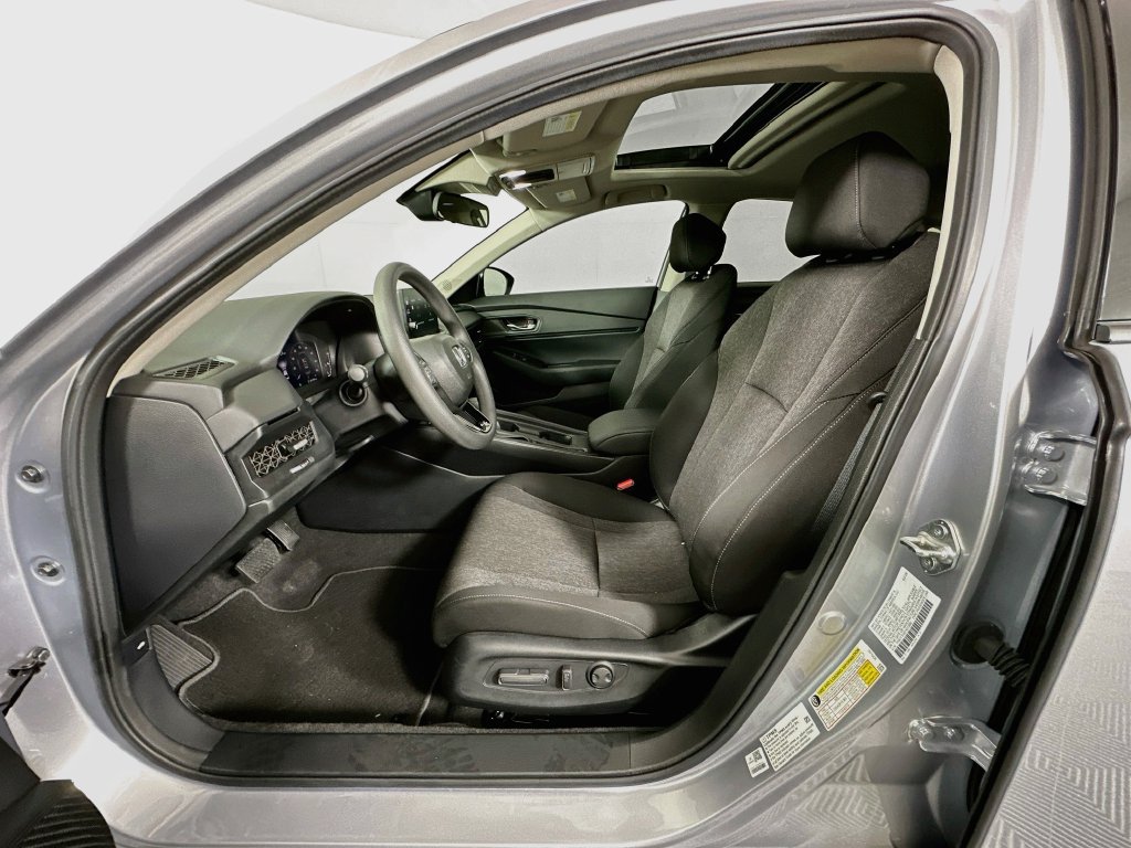 Used 2026 Honda Accord SE image 19