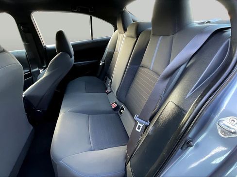 Used 2022 Toyota Corolla SE FWD image 18