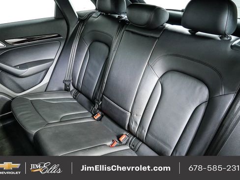 Used 2015 Audi Q3 2.0T Prestige w/ Prestige Package image 19