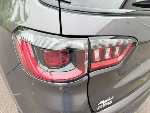 Used 2021 Jeep Compass Latitude w/ Sun and Sound Group FWD image 13