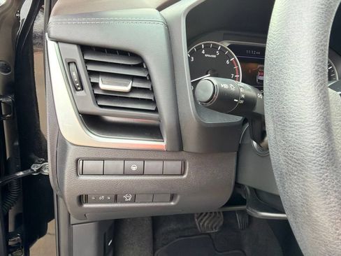 Used 2023 Nissan Rogue SV AWD/4WD image 27